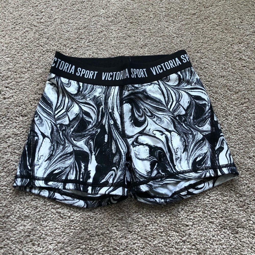 NWOT “The Player” hot short